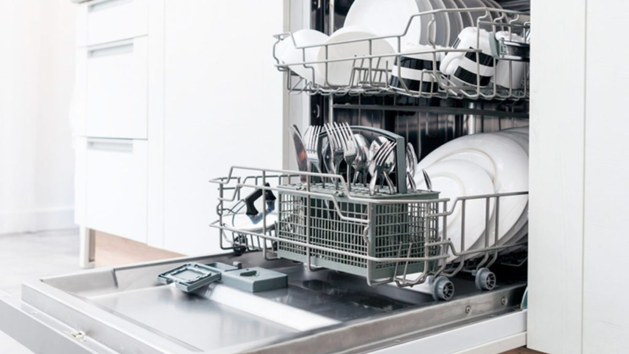 Common dishwasher problems that you can face while using it